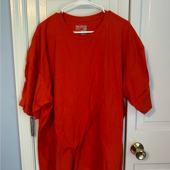 Go-To Other - Go-To Classic Orange Short Sleeve Tee Like New